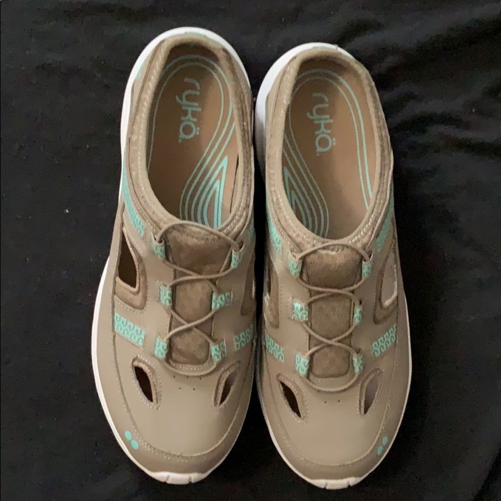 Ryka fisherman sneakers - NWOT